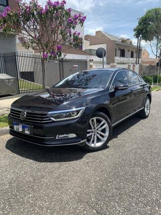 VOLKSWAGEN PASSAT 2.0 16V TSI BLUEMOTION GASOLINA HIGHLINE 4P DSG VOLKSWAGEN PASSAT 2.0 16V TSI BLUEMOTION GASOLINA HIGHLINE 4P DSG
